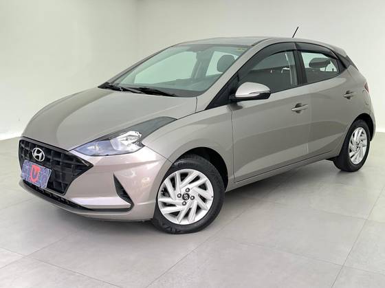 HYUNDAI HB20 1.0 12V FLEX EVOLUTION MANUAL HYUNDAI HB20 1.0 12V FLEX EVOLUTION MANUAL